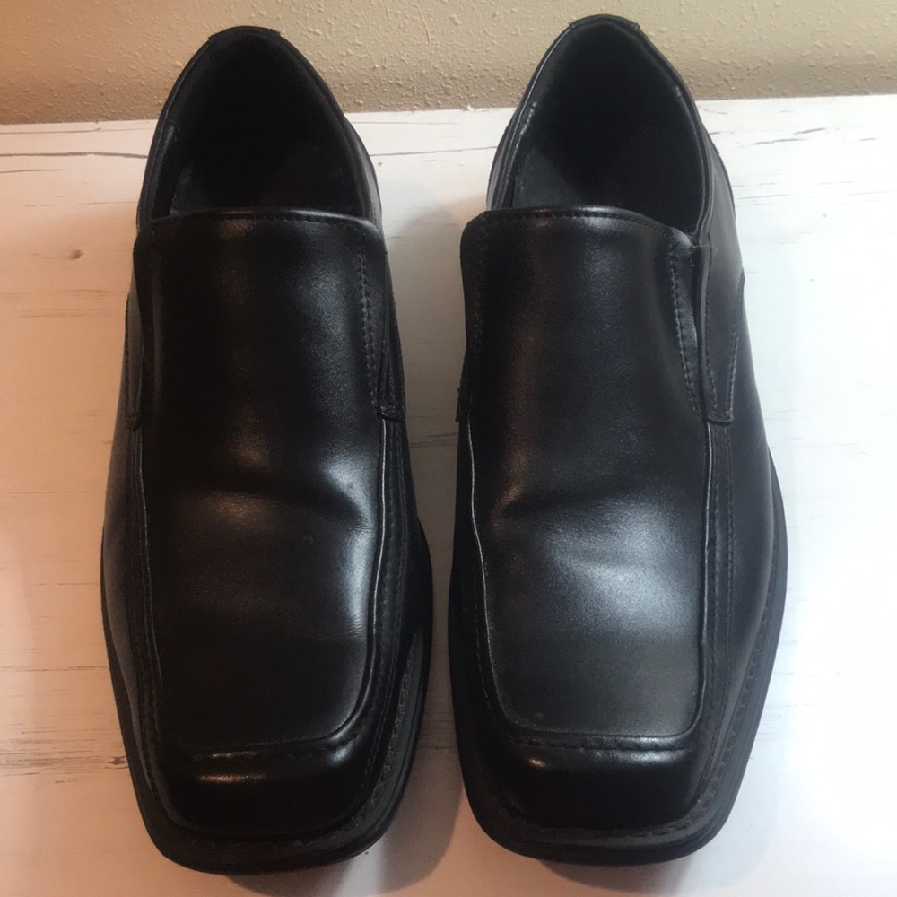 G.H. Bass & Co Men’s Dress Shoes